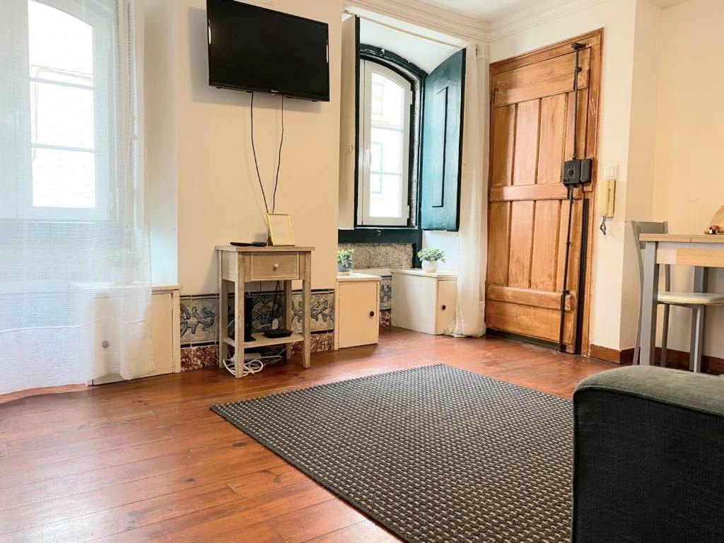 Cozy Estrela Apartment Lisbon